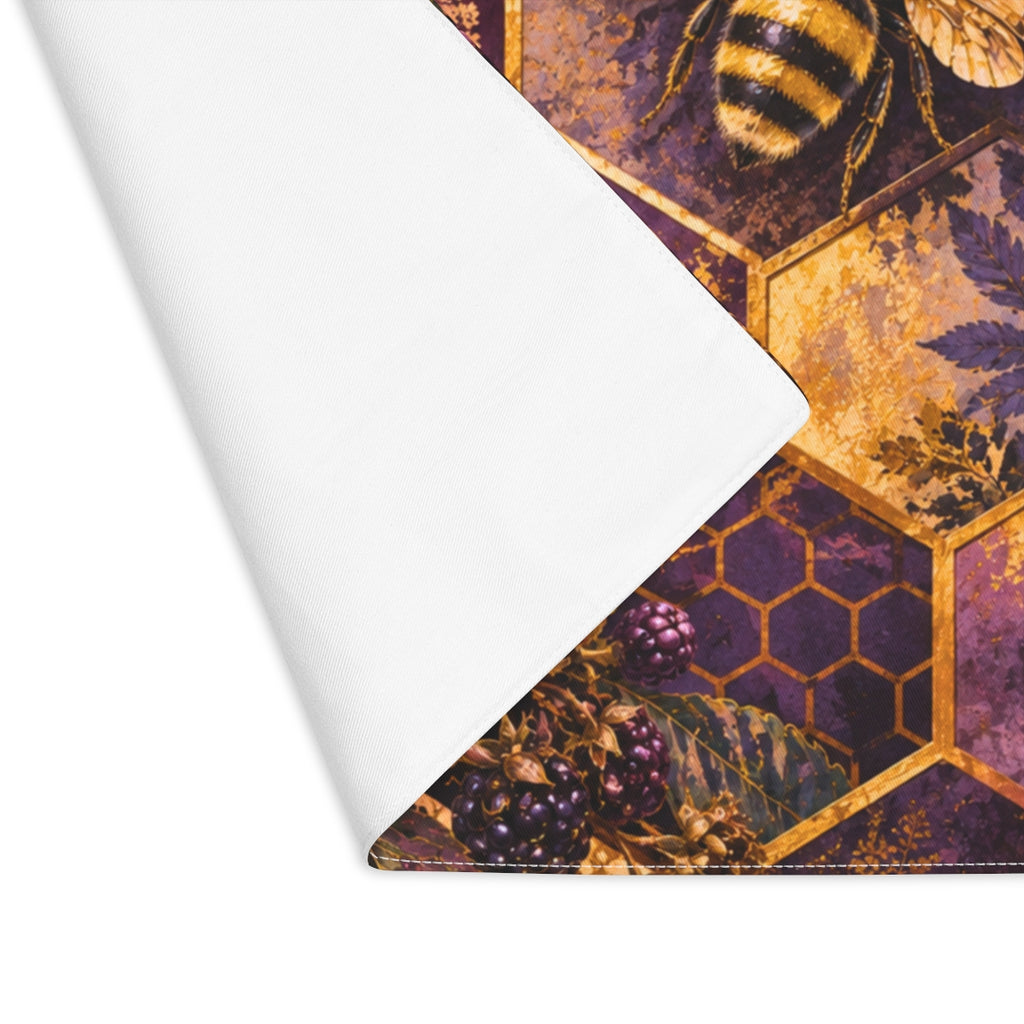 POS5 | mockup:6aa8d9c6b5747823eb0b3ae9_63956_5503_close-up-folded