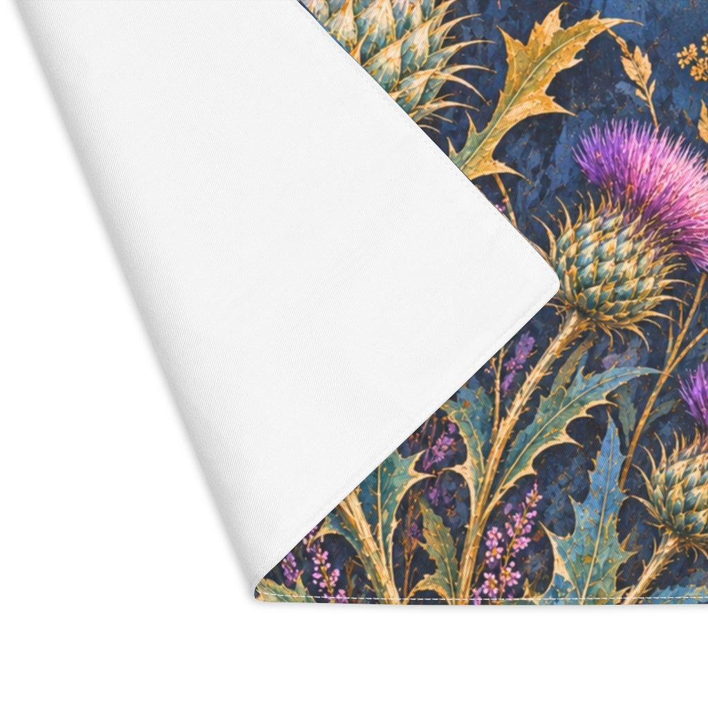 POS5 | mockup:6aa8dc8e61387c8045099c5d_63956_5503_close-up-folded